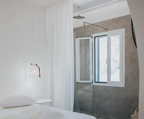 Manthos Place 2 Mylopotas