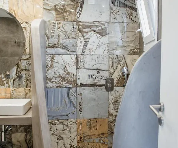 Manthos Place 2 Mylopotas