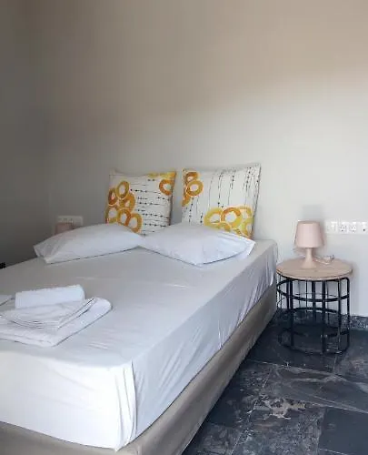 Hotel Manthos Place 2