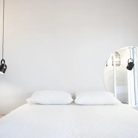 Manthos Place 2 Hotel Mylopotas