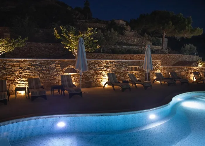 Manthos Place 2 Hotel *